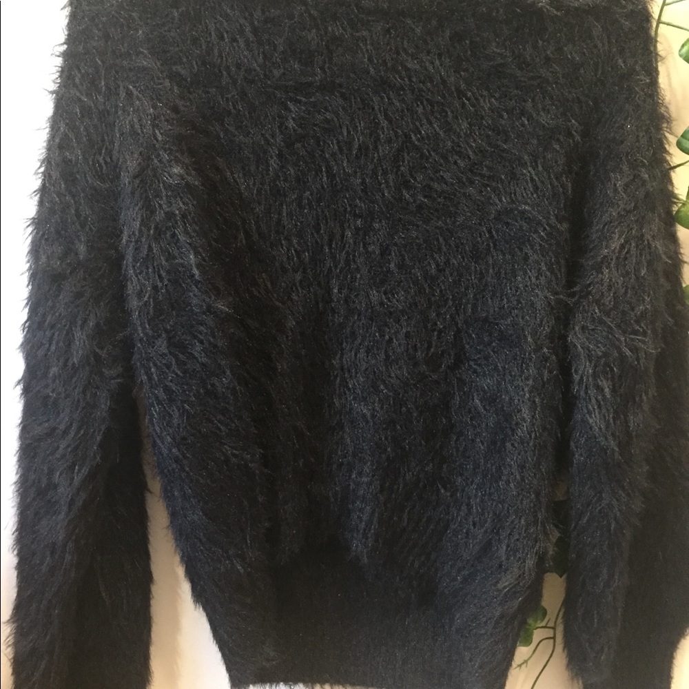 Urban Outfitters Elsa Fuzzy Sweater - Picture 7 of 9